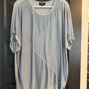 Women's Light Blue Top